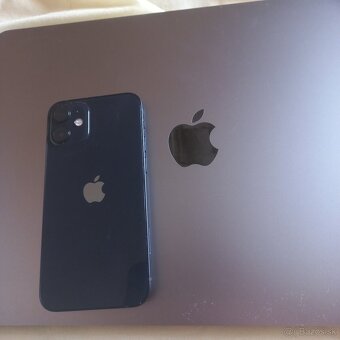 Macbook Pro a Iphone 12 mini - 2