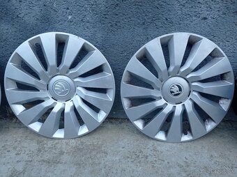 Puklice Škoda Octavia 3 - 2