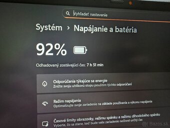 Asus Vivobook 16 model 2024 s Ryzen 9 procesorom 7 generacie - 2
