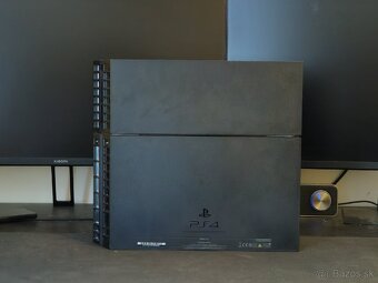 Predam Ps4 4 ovládače - 2