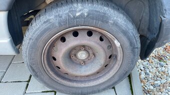 Zimné pneu 185/65 R15 na plechových diskoch 4x108 - 2