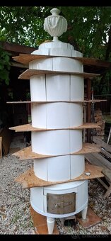 Kachlova pec starožitná - 2