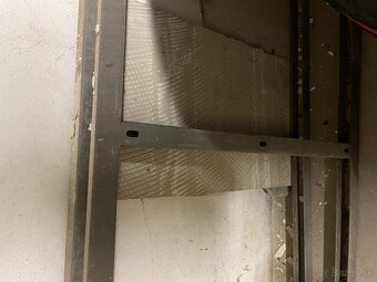 PEVNY KOVOVY REGAL 4 M - 2