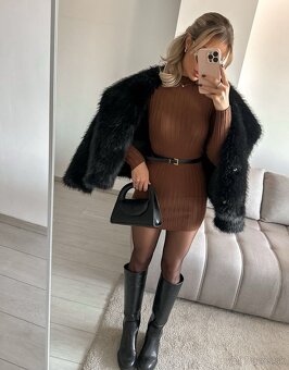 Úpletové šaty UNI - 2