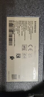 monitor 32" Samsung U32J590
32" Samsung U32J590 - 2