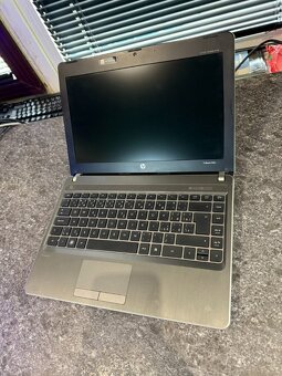 Notebook HP i3-2330M / 8 GB RAM / 250 GB SSD / LINUX MX - 2