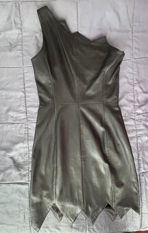 Moschino šaty čierne originál - 2