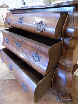 Baroková komoda - 2