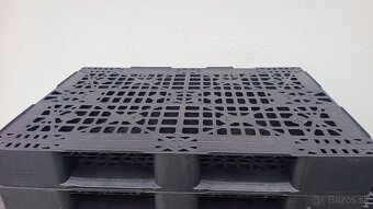 Predám plastové palety - 2