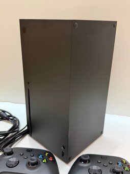 Xbox series X 1Tb + 2 Ovládače - Dobrý stav - 2