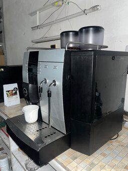 Profesionálny kávovar,automaticky po repase - 2