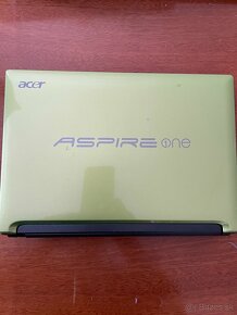 Acer Aspire One 522-C5D - 2