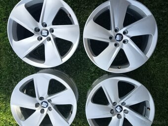 Seat 17"5x100 ET 46 orig.hliníkové disky +Fabia,Polo - 2