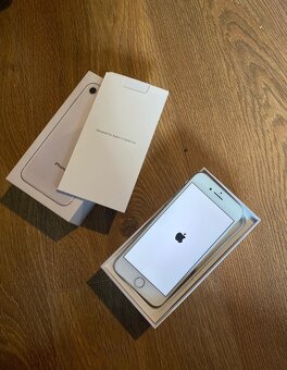 Apple iPhone 8 128GB S príslušenstvom - 2