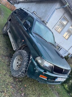 Mitsubishi Pajero Sport - 2