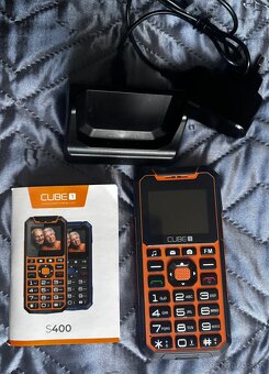 Mobil pre seniorov CUBE1 - 2