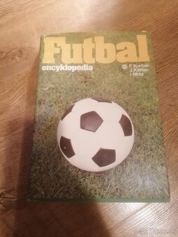Futbal encyklopédia - Kčs - 2