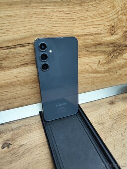 Samsung Galaxy s23 fe - 2