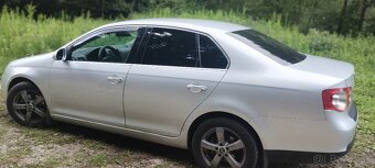 Vw Jetta 1.9 TDI 77 Kw r.v.2005 208xxx - 2