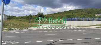 Pozemok pre stavbu RD, 698m2, Nitra, Zobor-Lupka, Landrover - 2