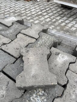 zámková dlažba - 2