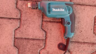 Vysokorýchlostná Makita vrtačka - 2