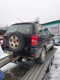Toyota RAV4 POTKANÁ - 2