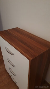 Komoda - 2
