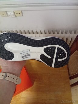 Niké Revolution botasky - 2