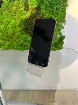 Apple iPhone 8 Plus 64gb Space Gray - 2