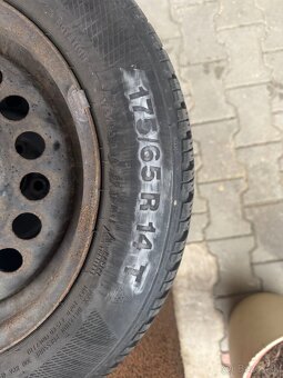 175/65 R14 - 2