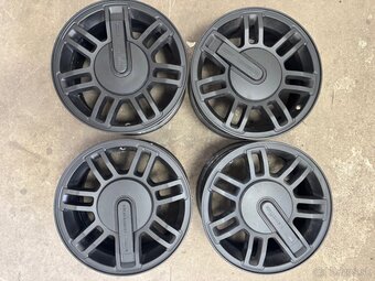 6x139,7 R16 Hummer - 2