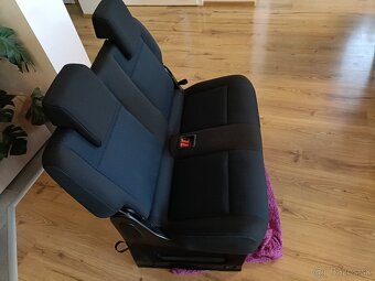 ZADNÉ SEDADLÁ - TRETÍ RAD VOLKSWAGEN CADDY - 2