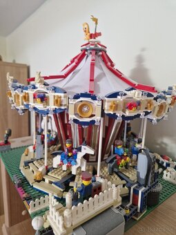 LEGO karusel - 2