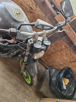 Suzuki gsxf 600 - 2
