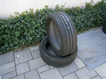 Predám 2x letné pneu Michelin 215/50 R18 92WXL - 2