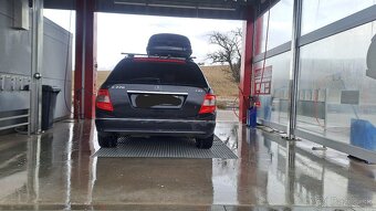 Mercedes C - 2
