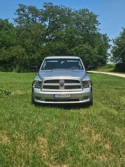 Dodge ram 1500 5.7 Hemi - 2
