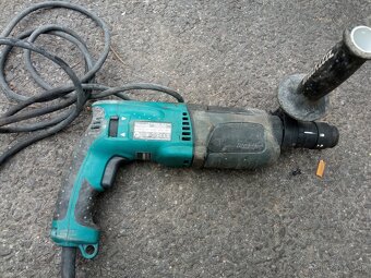 Predám vŕtačku Makita HR2470T - 2
