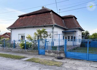 HALO reality - Predaj, rodinný dom Okoličná na Ostrove - EXK - 2