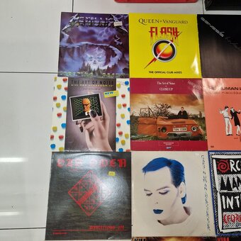 MaxiLP-čkY...METALLICA,QUEEN,GENESIS,DAVID LEE ROTH.... - 2