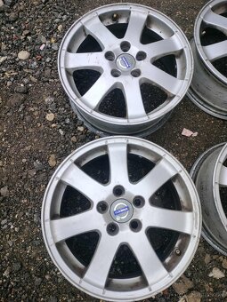 4ks alu disky orig. Volvo 5x108 r16 - 2