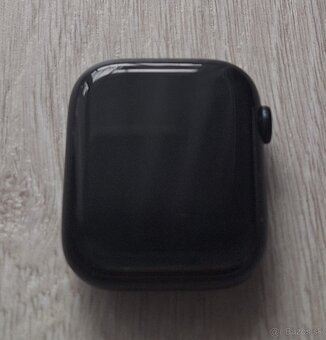 Apple Watch 8 - 2