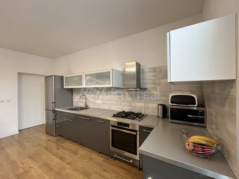 PRIESTRANNÝ 4-IZB BYT 93 M2 +  BALKÓN + PIVNICA, NA ARM… - 2