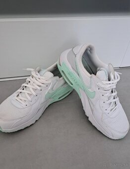 Damske tenisky Nike v. 40 - 2