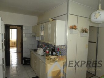 RK EXPRES - na predaj 3 izbový byt v Handlovej, ul. MC. - 2