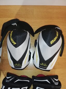 Hokejová výstroj - 2