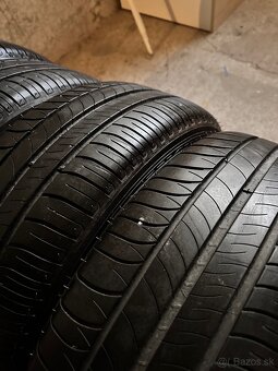 205/55r16 Michelin energy saver - 2
