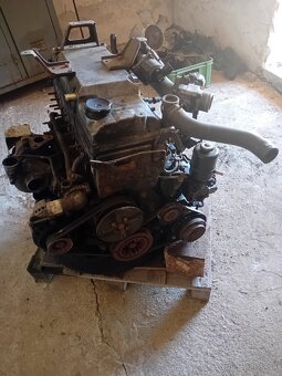 Predám motor pajero3.2did 121kw - 2