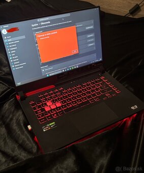 Herný notebook ASUS ROG Strix G513 (Ryzen 7 / GTX 1650) - 2